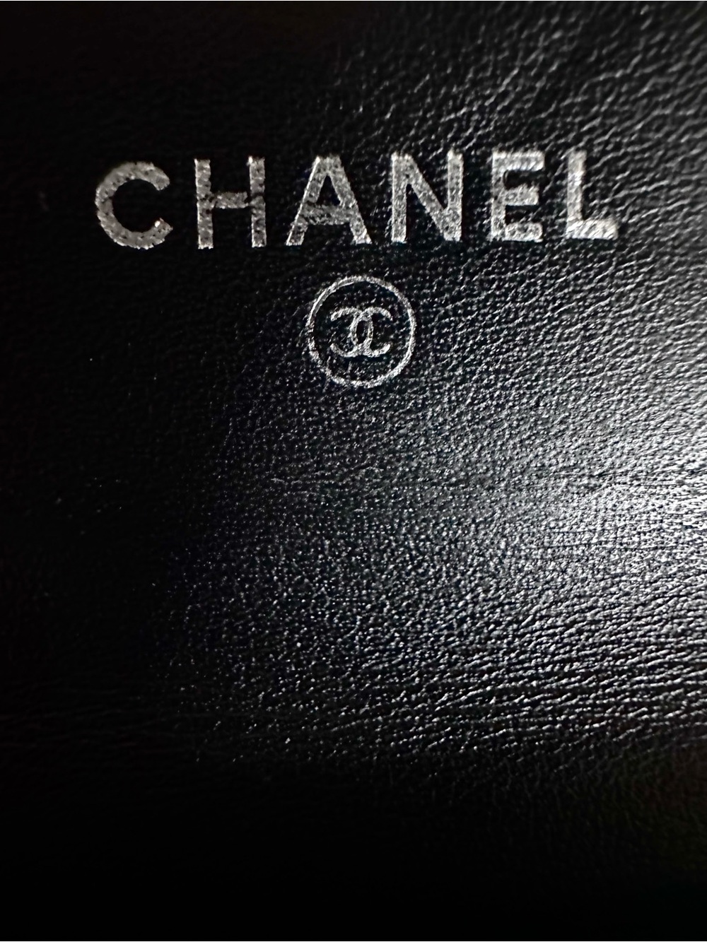 CHANEL Card Holder Quilted - Picture 10 of 11